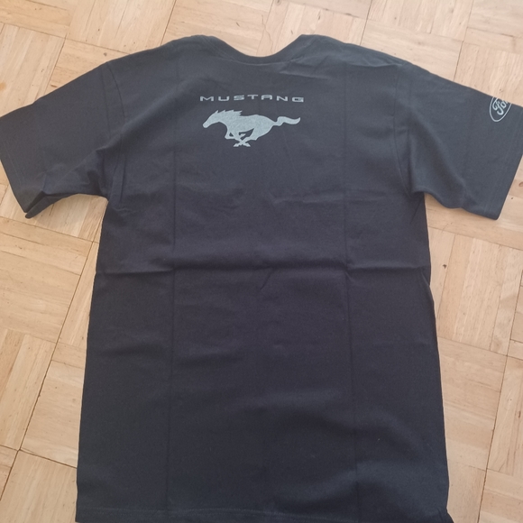 Ford Mustang tee shirt men's size medium New - Picture 4 of 6